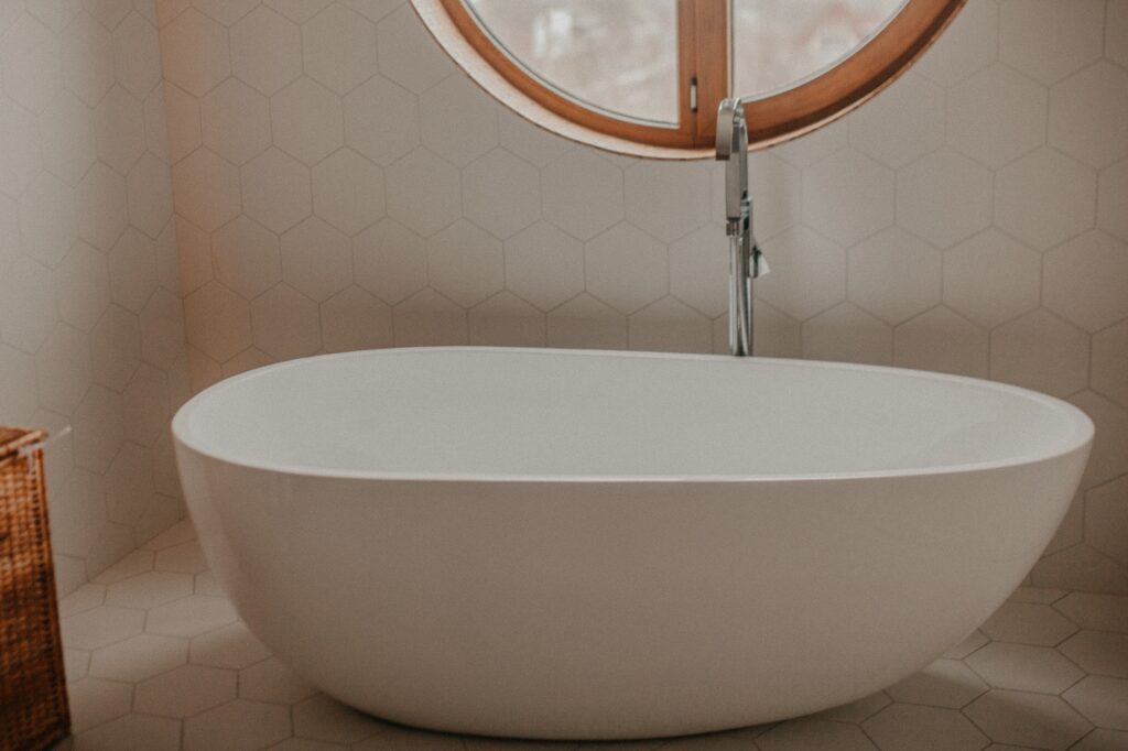 Minimal bathroom design